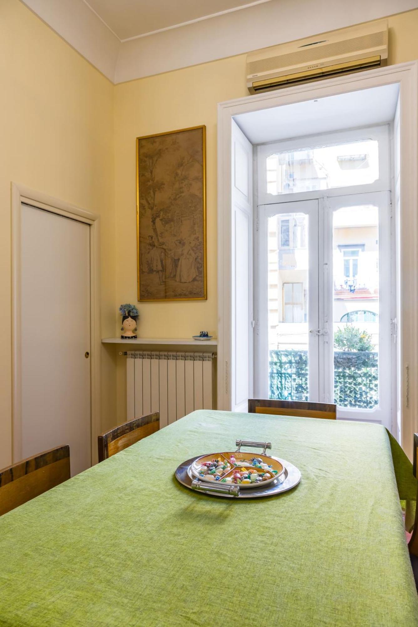 Apartamento Casa Nostos Alabardieri By Napoliapartments