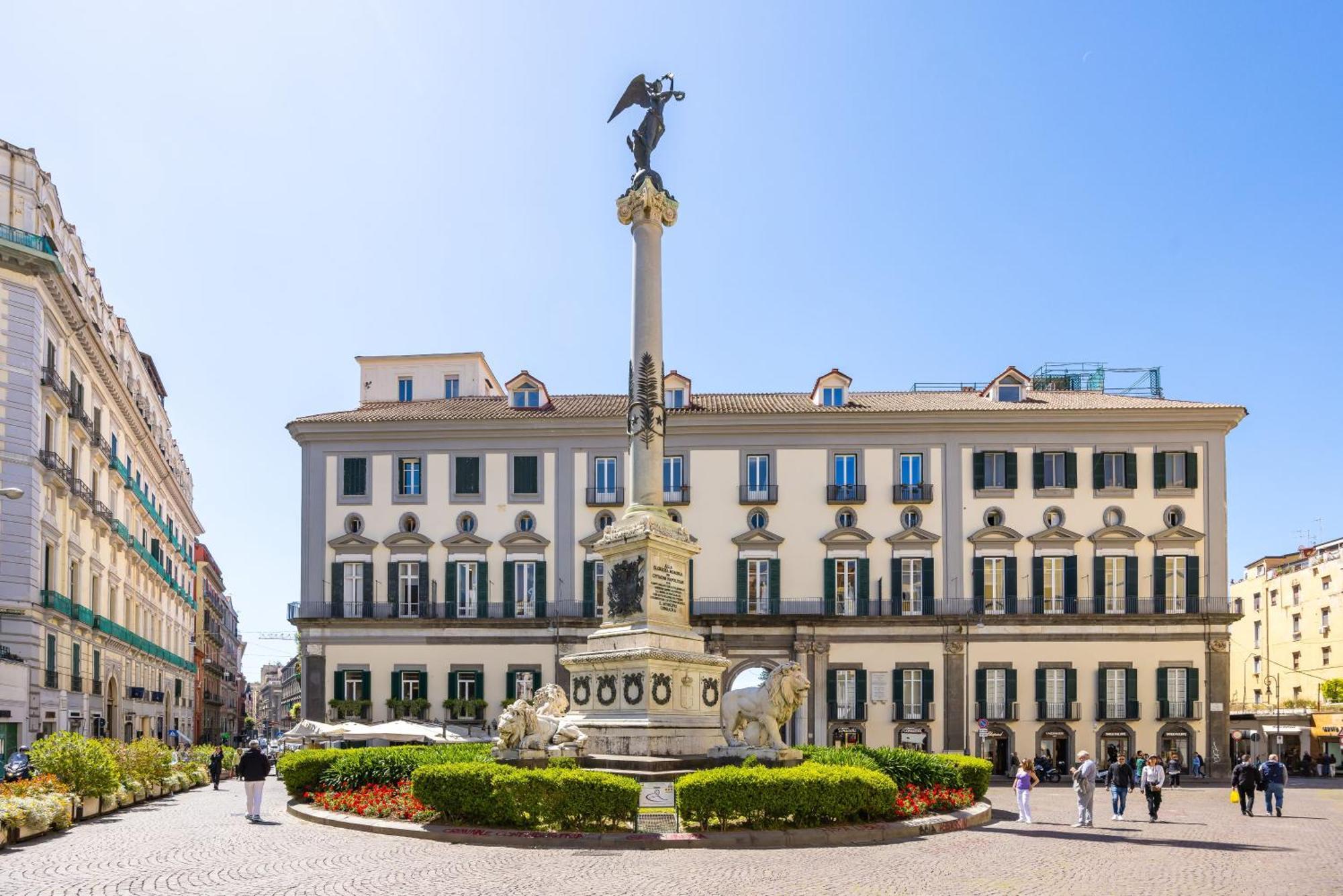Casa Nostos Alabardieri By Napoliapartments Nápoles